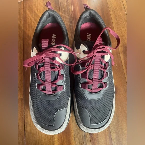 Alegria Motov8 Raven Shoe - Picture 5 of 10